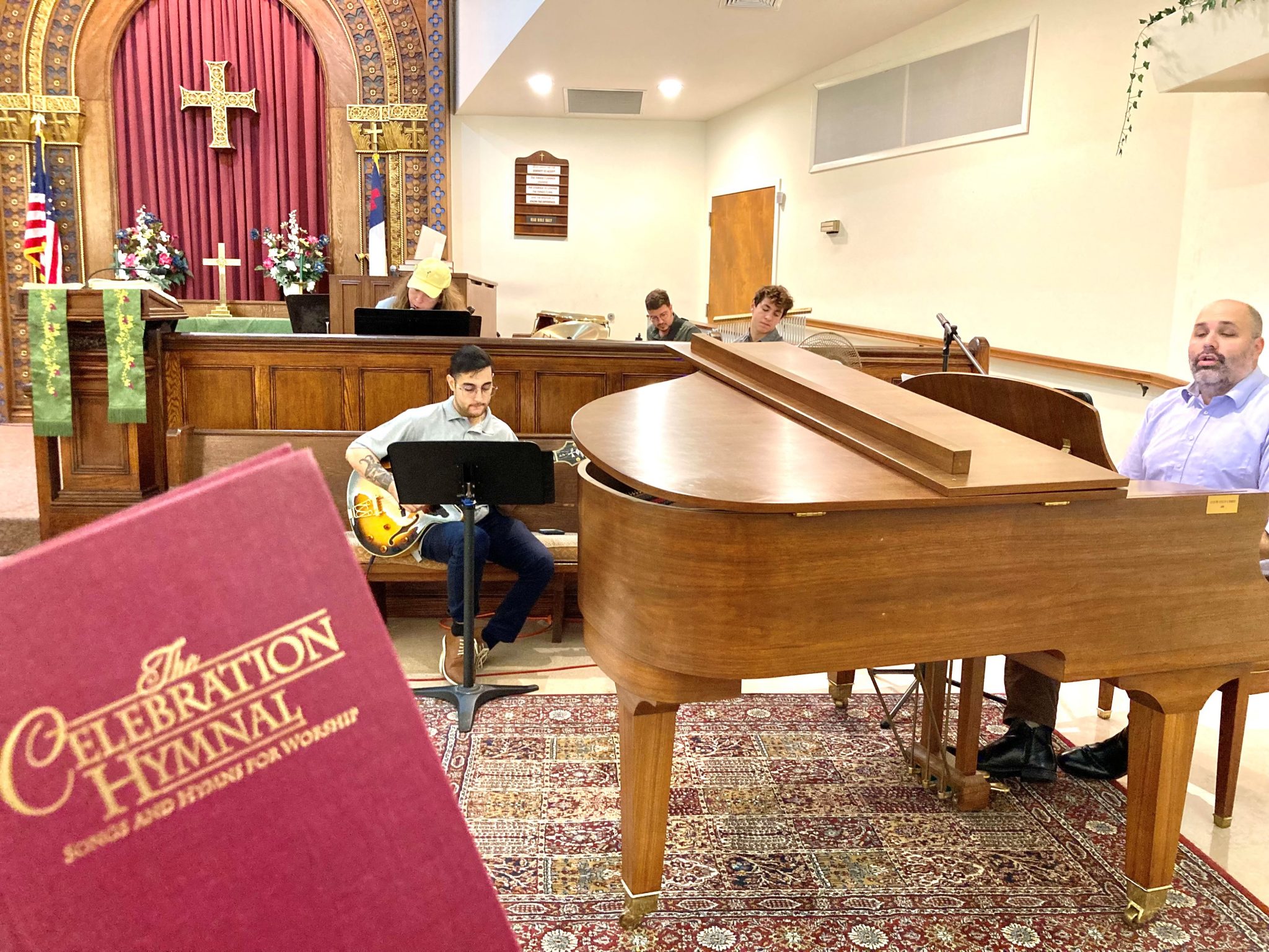 Great church in Broward County Tamarac. Live Church music.